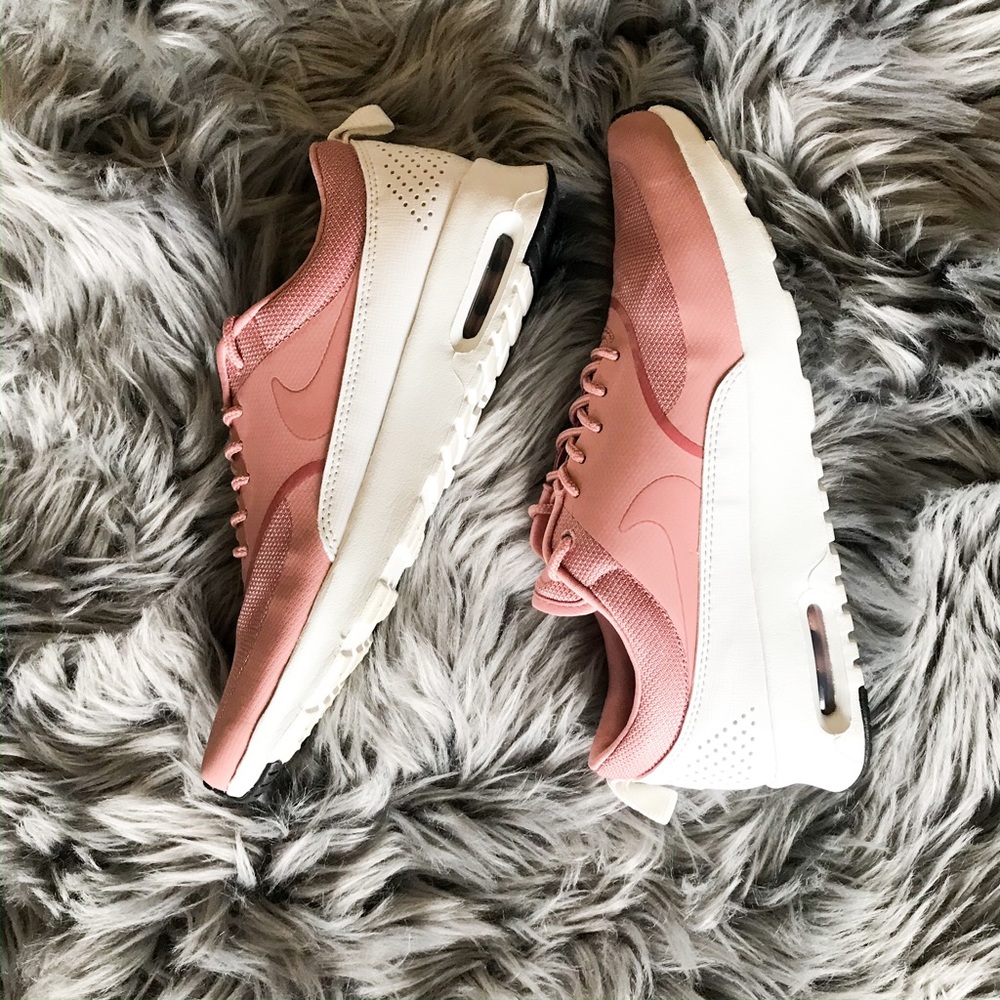 Nike Air Max Thea trainers, 9